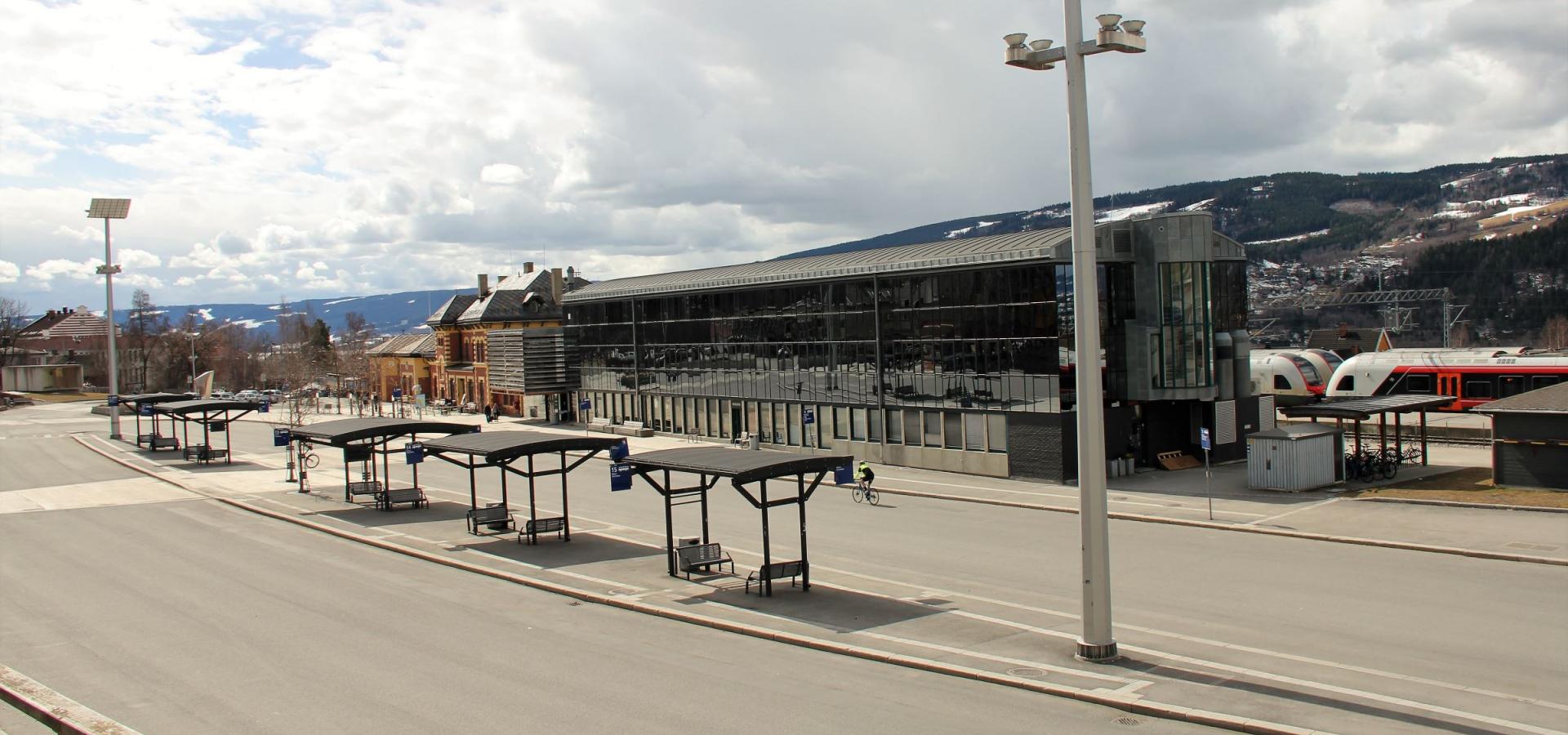 Lillehammer buss og togstasjon