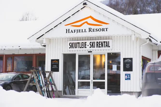 Skiverhuur