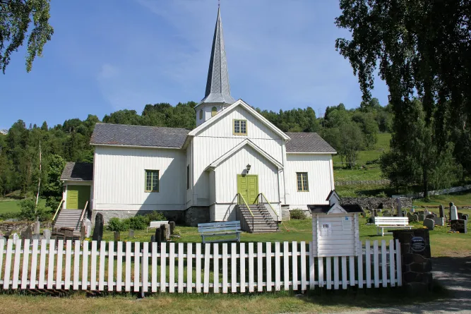 Øyer en Tretten Kerk