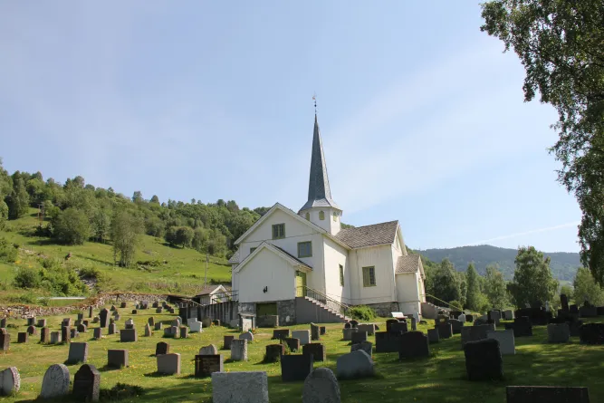 Øyer en Tretten Kerk