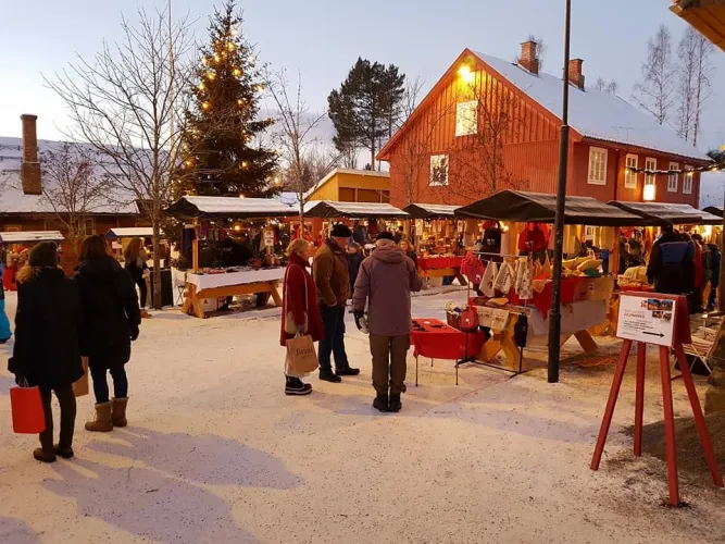 Kerstmarkt bij Maihaugen