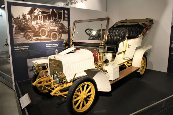 Het Noors Museum voor Voertuiggeschiedenis in Lillehammer