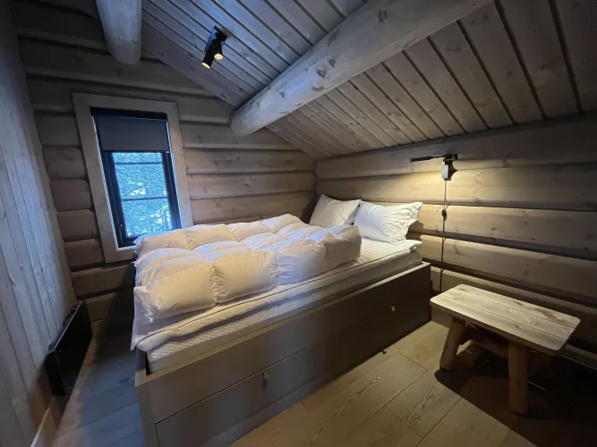 Pjeksen 15