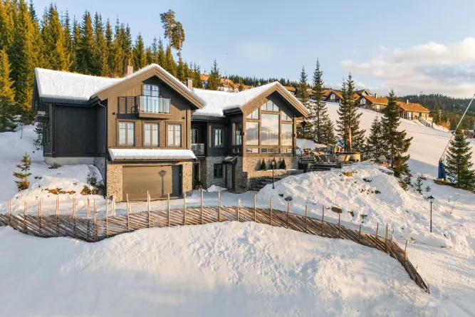 Alpine Lodge