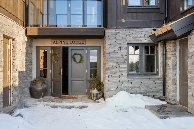 Alpine Lodge