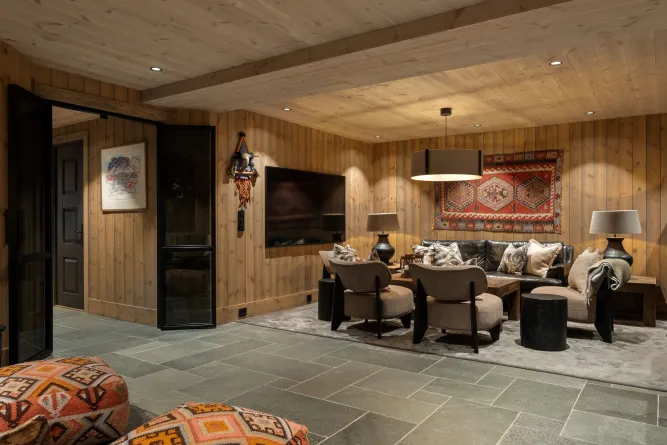 Alpine Lodge