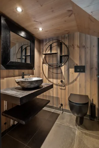 Alpine Lodge