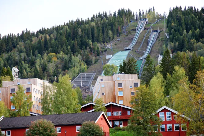 Lysgårdsbakkene skispringfaciliteit