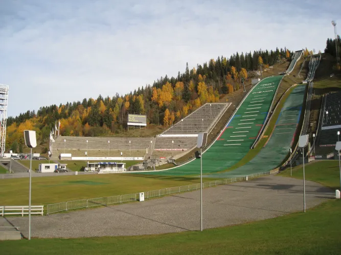 Lysgårdsbakkene skispringfaciliteit