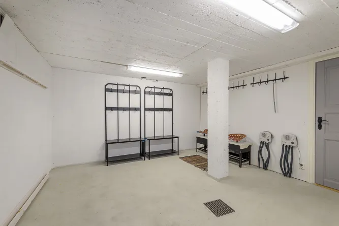 Ski stable