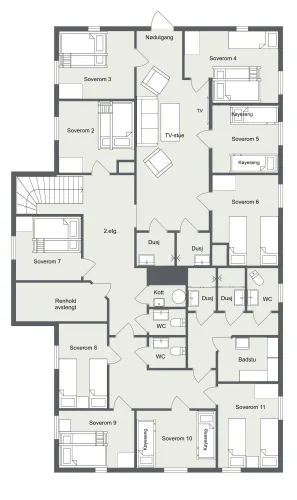 Zwart-witte plattegrond van een verdieping met meerdere slaapkamers, TV-ruimte, douches, wc’s en badst..